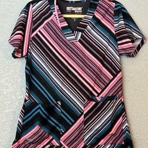 Grey’s Anatomy Signature Small Scrub Top